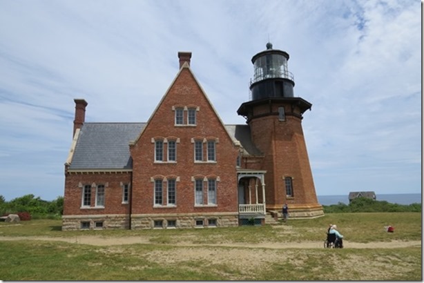visasmallThe Lighthouse on the South East Corner of Block Islanddavid