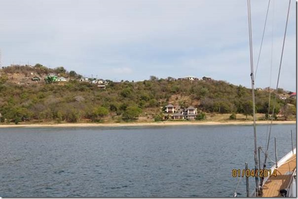 betasmallTroisant Bay, Mayreau from Alcedo