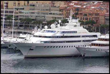 9_-Yacht_Lady_Moura_in_Monaco-w